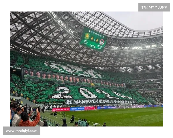 国安主场5-1大胜梅州，工体球迷高歌送别赛季